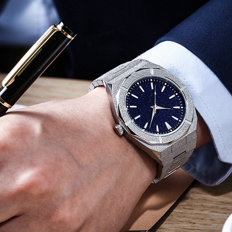 นาฬิกาข้อมือผู้ชาย Golden Watc - Luxury Lifestyle Fashion บทวิจารณ์และราคา