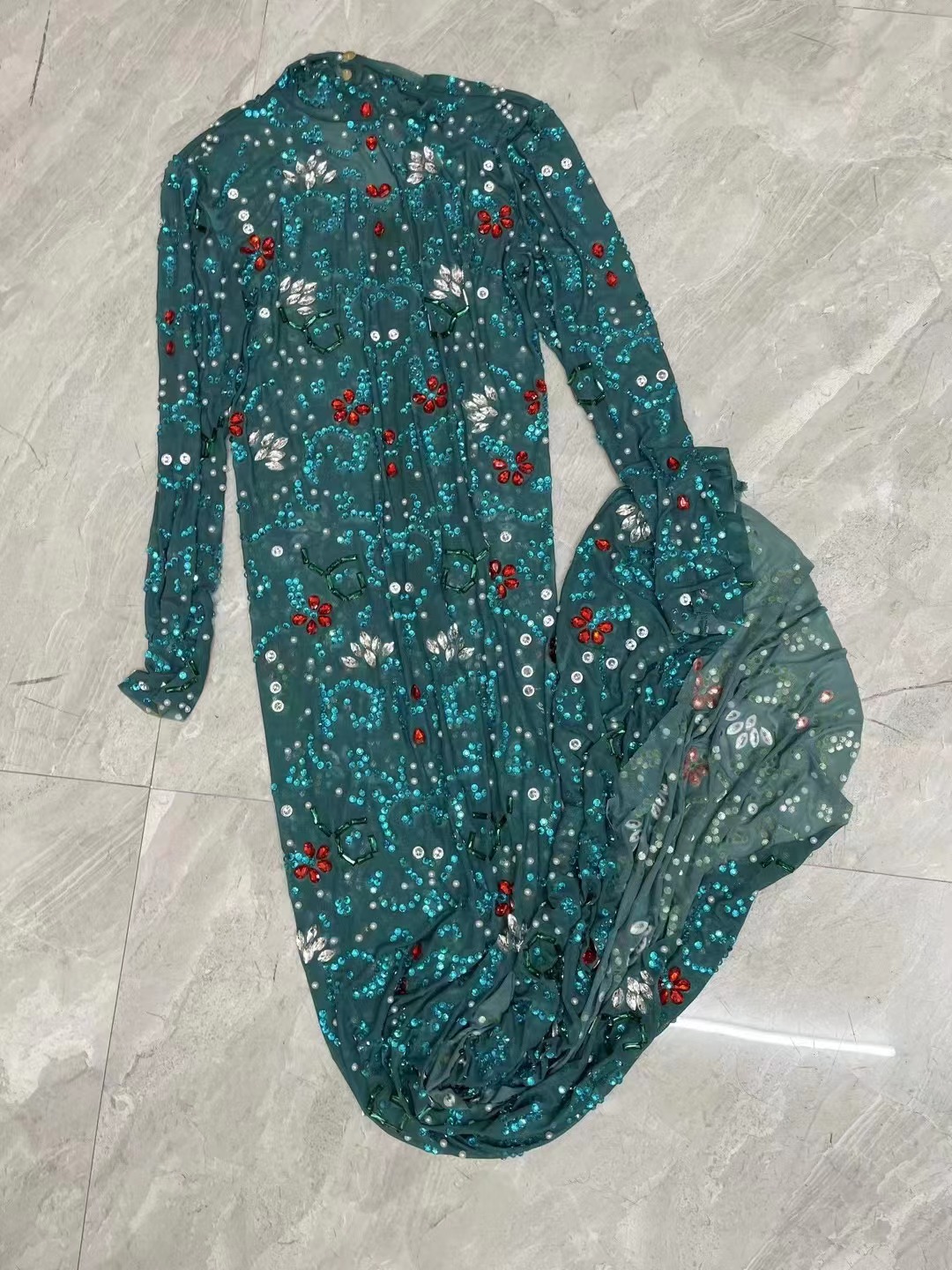 ชุดเดรสแขนยาวสุดเซ็กซี่สำหรับถ - Luxury Lifestyle Photography บทวิจารณ์และราคา